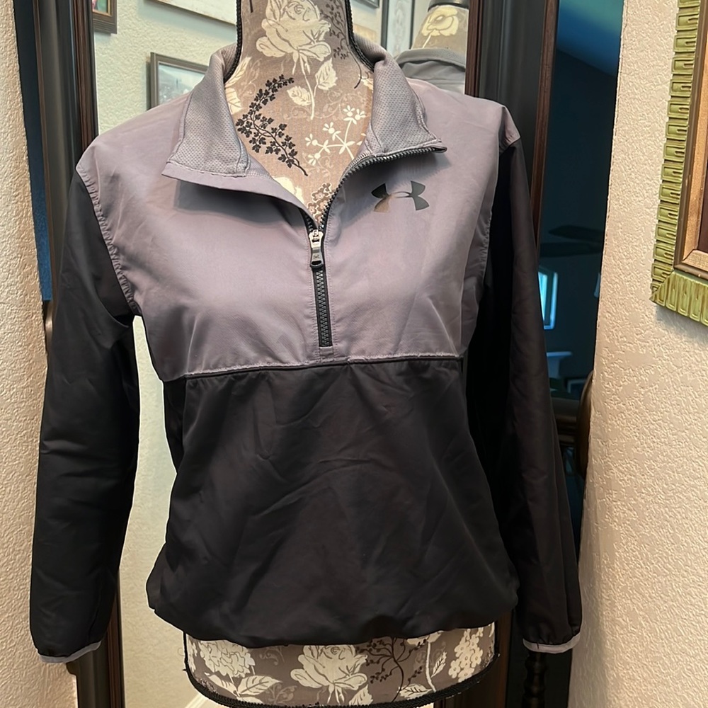Under armour pullover